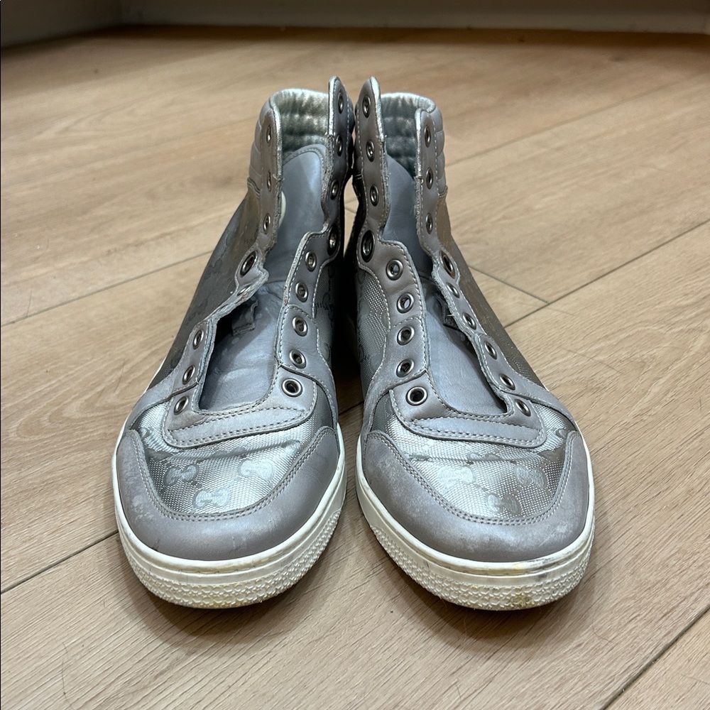 Gucci High Top Sneakers 6.5 - Picture 2 of 16